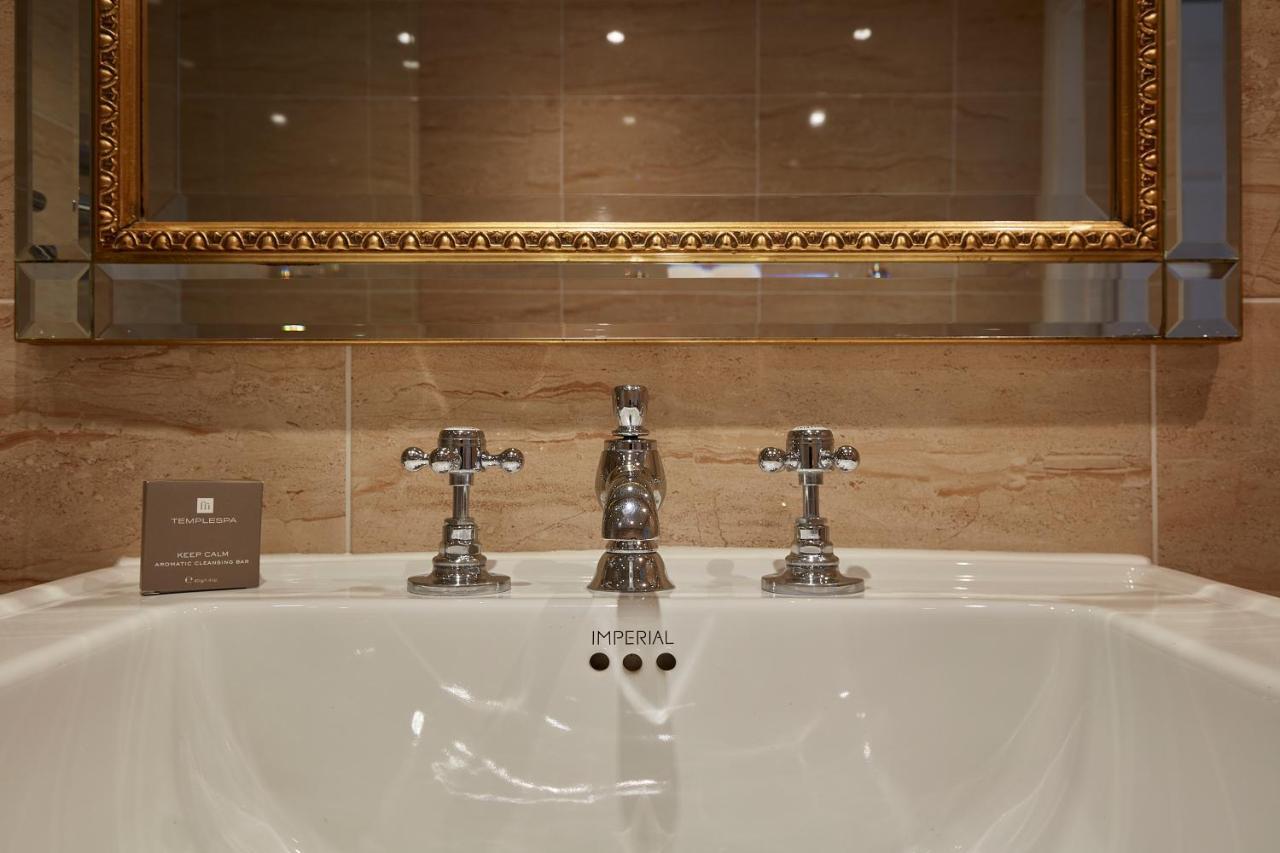 Angel Hotel Bury St. Edmunds Екстериор снимка