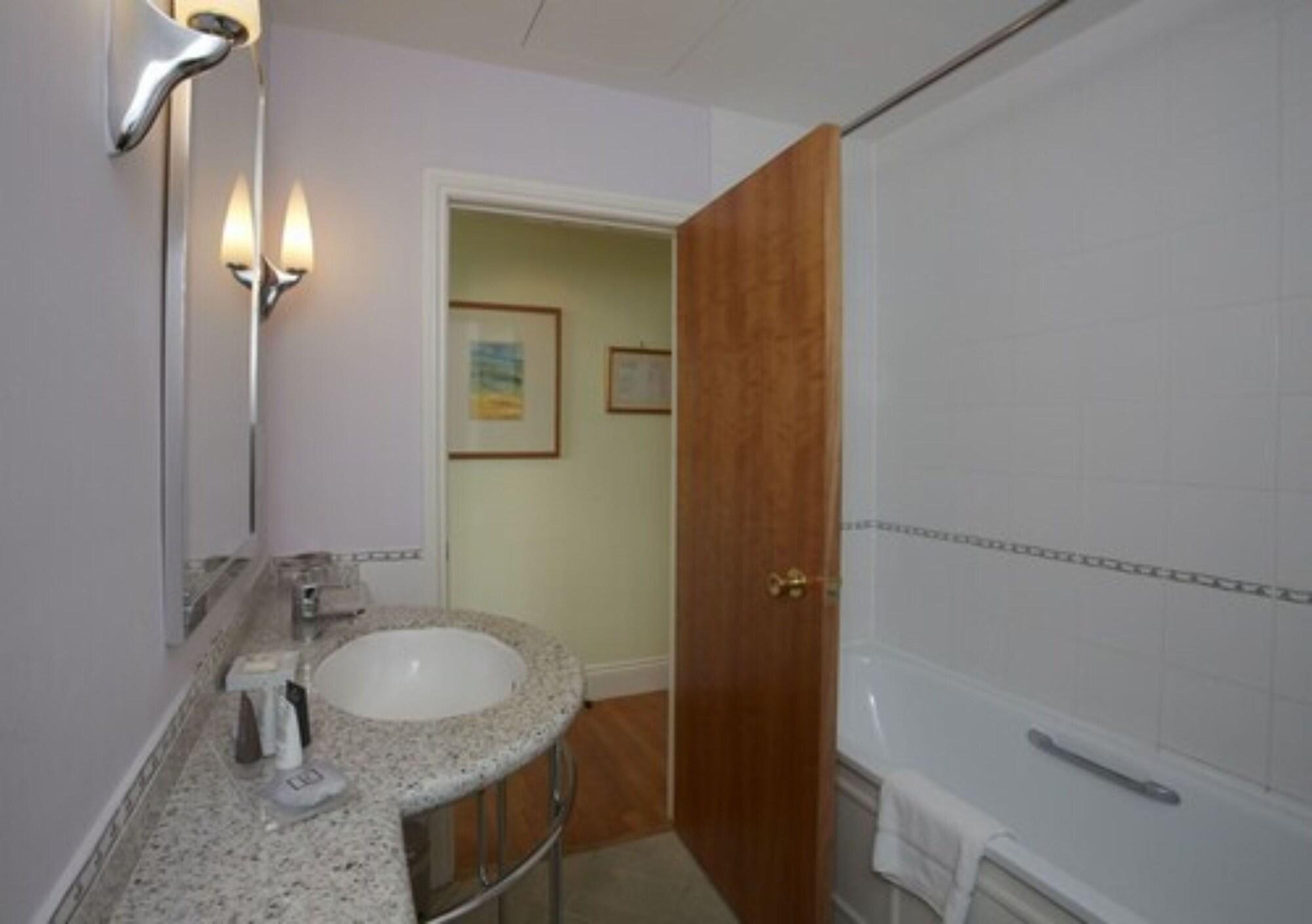 Angel Hotel Bury St. Edmunds Екстериор снимка